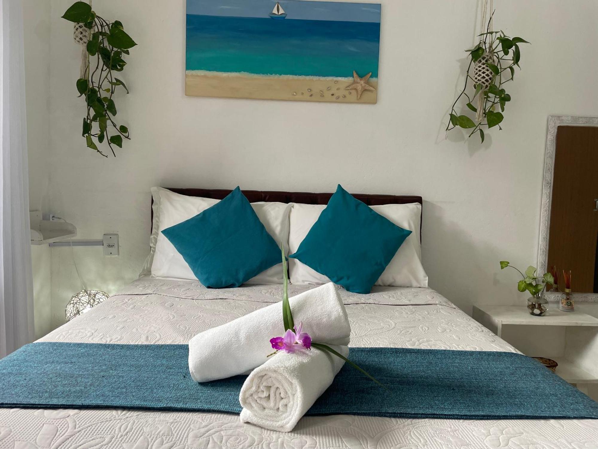 Suites Casa Azul-Vila Do Abraao- Conforto, Limpeza, Otima Localizacao Extérieur photo